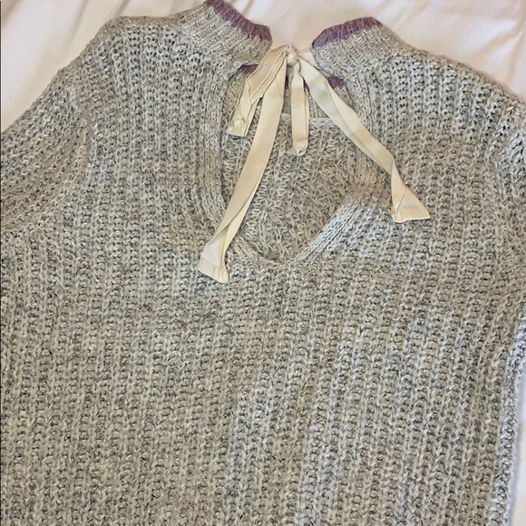 Grey sweater Abercrombie - Picture 2 of 3